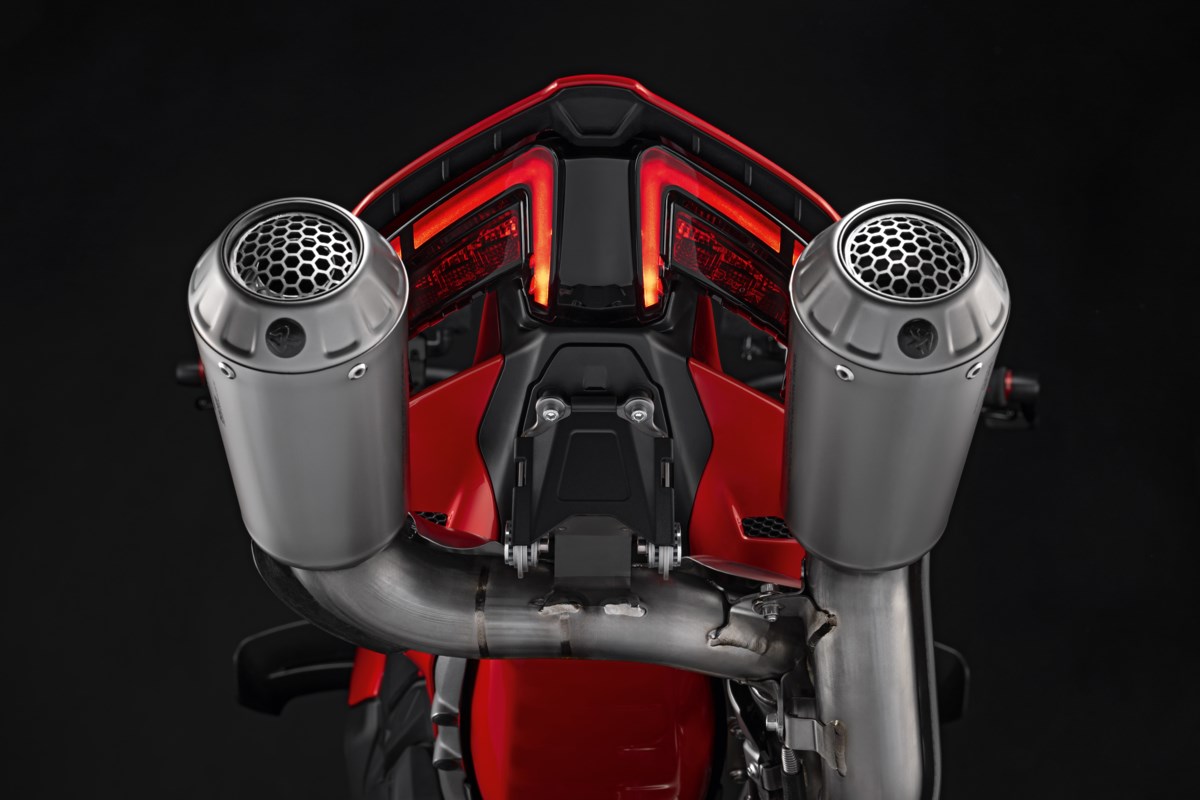 Komplette Auspuffeinheit aus Titan